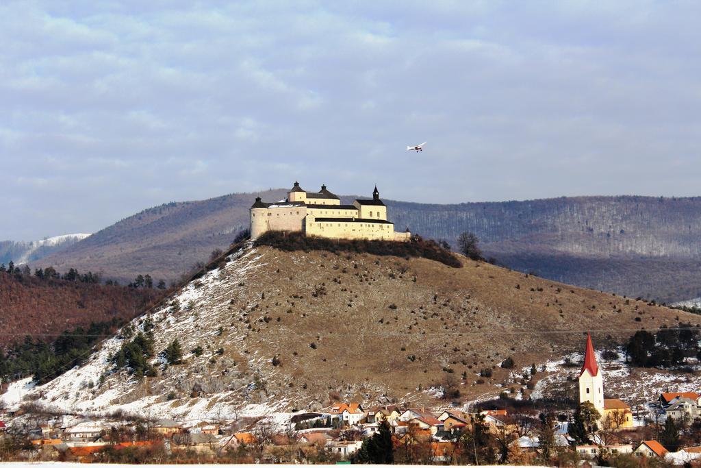 Penzion Pri Kastieli Betliar Exterior foto
