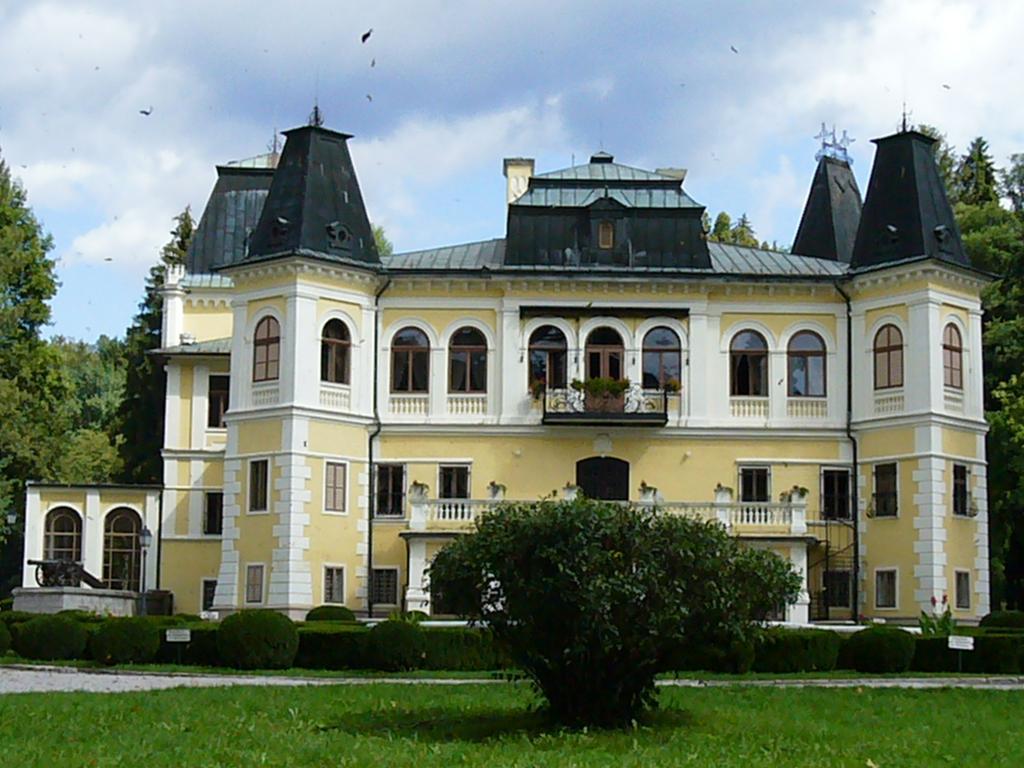 Penzion Pri Kastieli Betliar Exterior foto